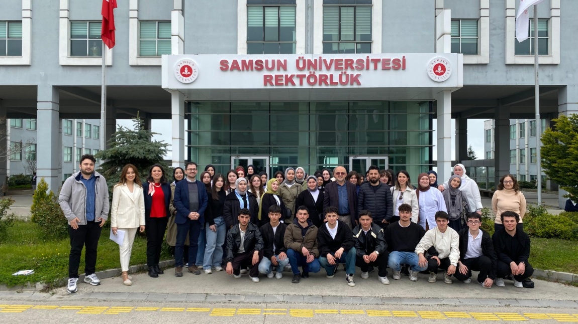 Okulumuz 12.sınıf Öğrencileri Üniversite Gezisi 