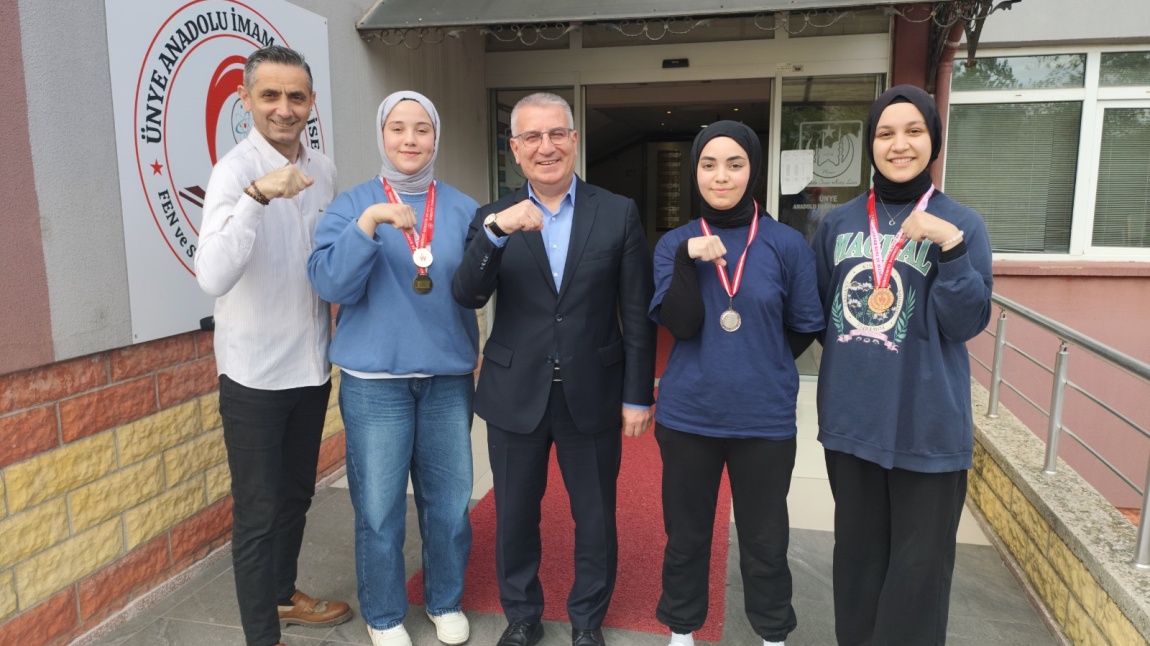 Okul Sporları Bilek Güreşi Genç Kızlar A kategorisinde Türkiye Finalleri