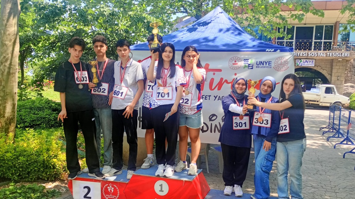 Liseler Arası Oryantiring İle Bilimi Keşfet Yarışmasında 3. Olduk